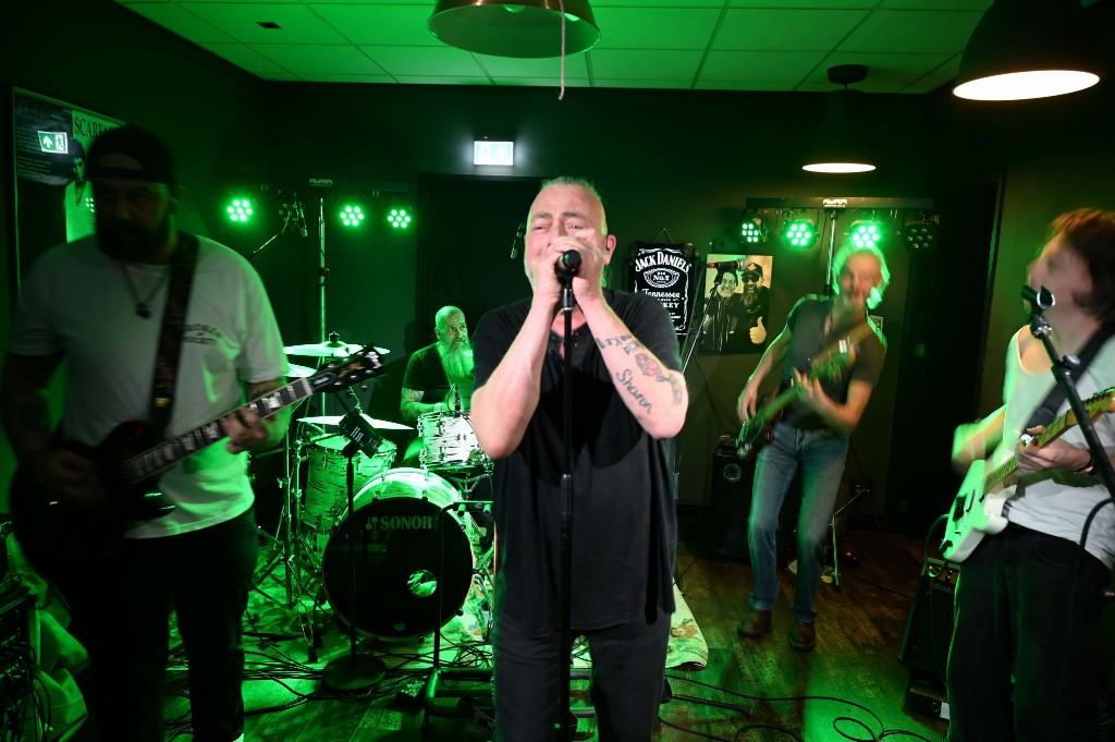 ../Images/10 jaar Ro's Barbershop 368.jpg